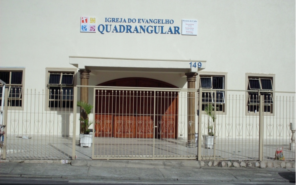 Letras caixa em PVC - Igreja Quadrangular